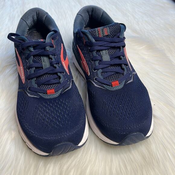 Brooks Navy and Red Beast 20 Sneakers - Picture 2 of 8